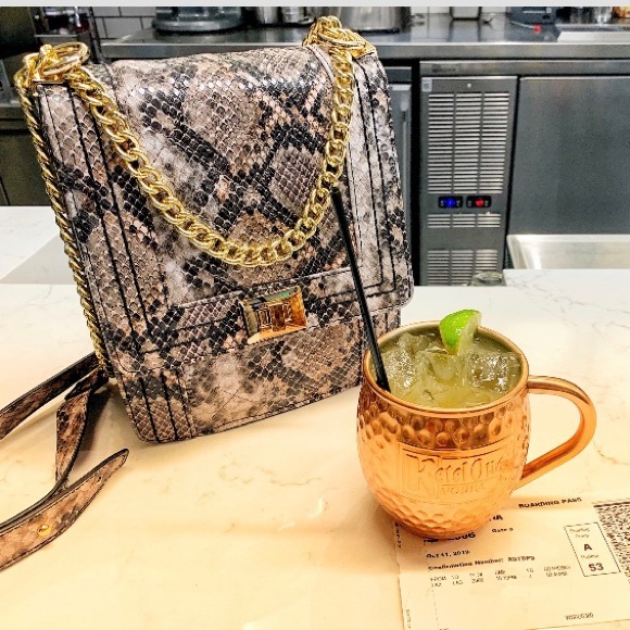 Meet your Posher, Daisyy - Picture 1 of 1